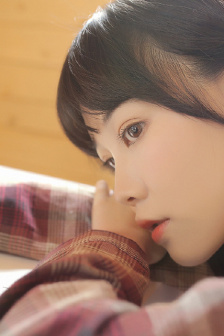 明星专题：李妍锡